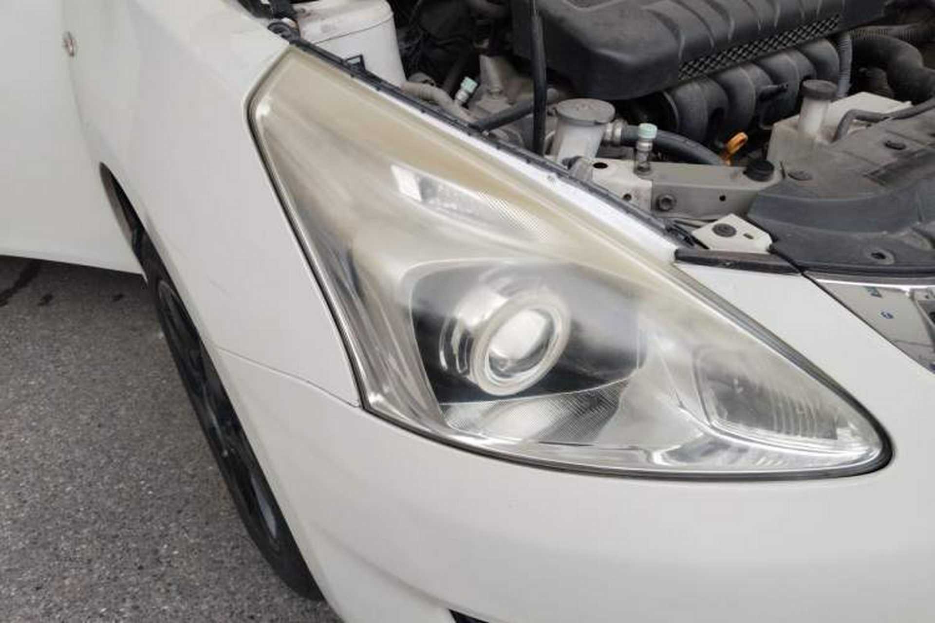 Used Nissan Tiida 2011 1.6L CVT Smart Version Right Front Headlight