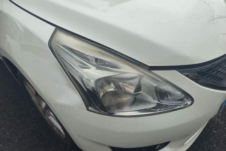 Used Nissan Tiida 2011 1.6T M-CVT Dynamic Edition Right Front Headlight