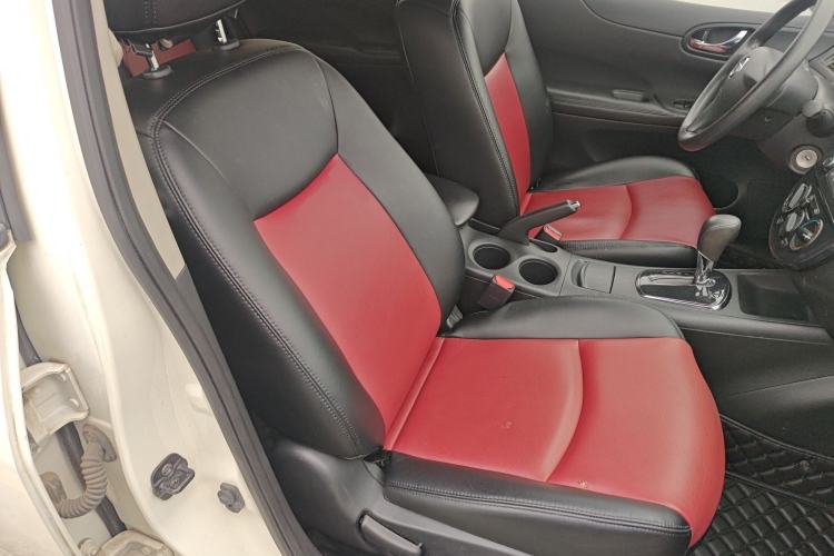 Used Nissan Tiida 2011 1.6L CVT Comfort Model Right Front Seat
