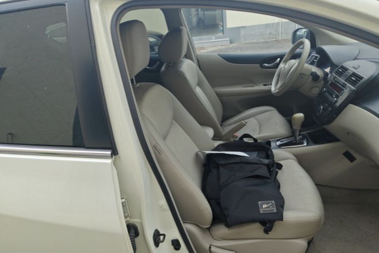 Used Nissan Tiida 2011 1.6L CVT Smart Version Right Front Seat