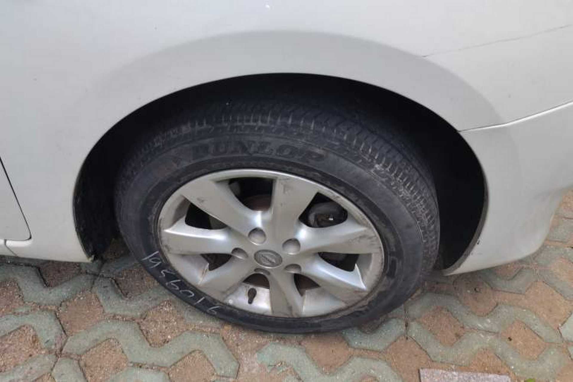 Used Nissan Tiida 2011 1.6L CVT Comfort Model Right Front Wheel Hub