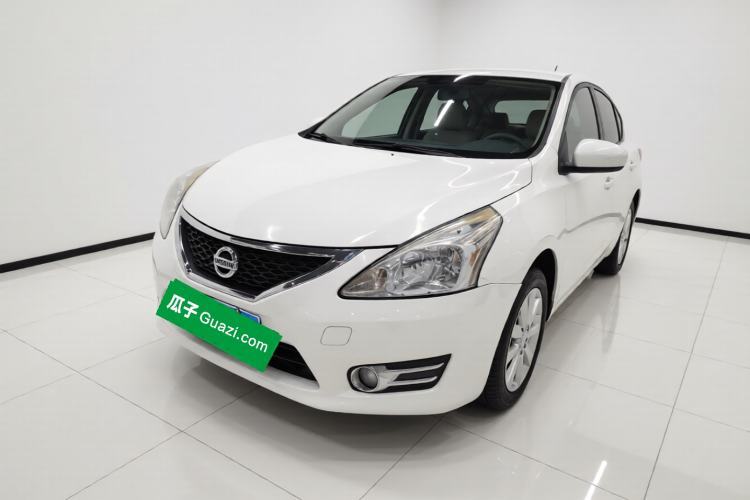 Używany Nissan Tiida 2011 1.6L CVT Comfort Model Guazi used car, China used car export, Used car for sale, Used  cars, Cheapest cars for sale