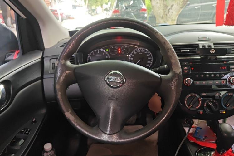 Used Nissan Tiida 2011 1.6L CVT Comfort Model Steering Wheel