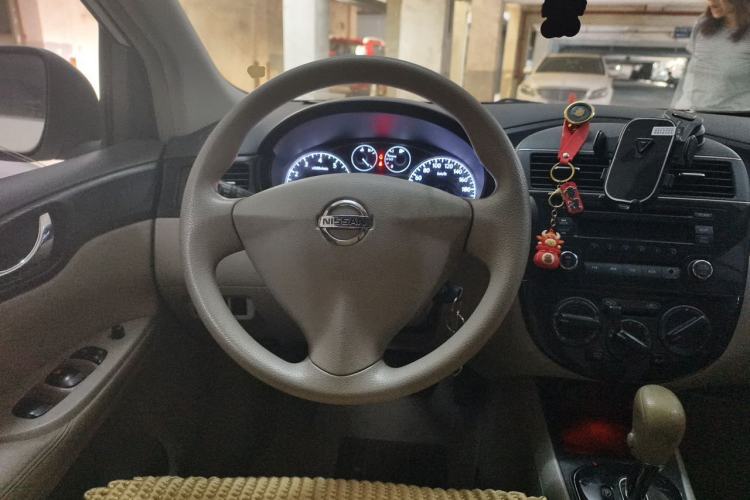 Used Nissan Tiida 2011 1.6L CVT Comfort Model Steering Wheel