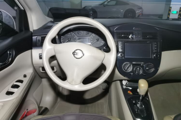 Used Nissan Tiida 2011 1.6L CVT Comfort Model Steering Wheel