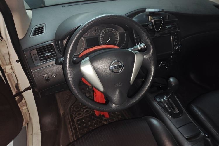 Used Nissan Tiida 2011 1.6L CVT Smart Version Steering Wheel