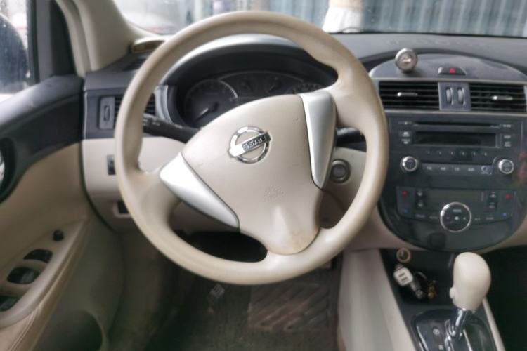 Used Nissan Tiida 2011 1.6L CVT Luxury Edition Steering Wheel