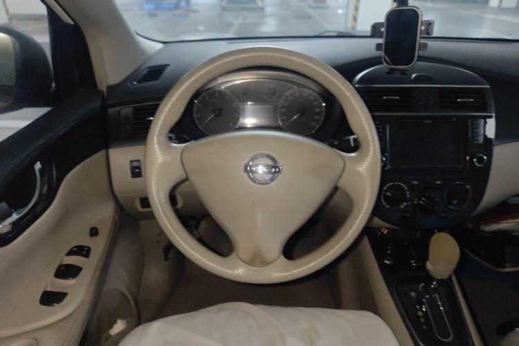 Used Nissan Tiida 2011 1.6L CVT Comfort Model Steering Wheel