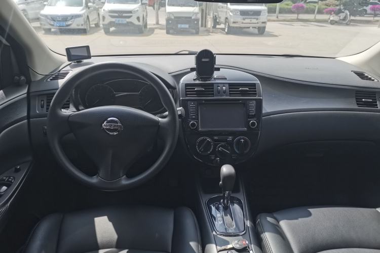 Used Nissan Tiida 2011 1.6L CVT Comfort Model Steering Wheel