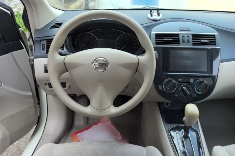 Used Nissan Tiida 2011 1.6L CVT Comfort Model Steering Wheel