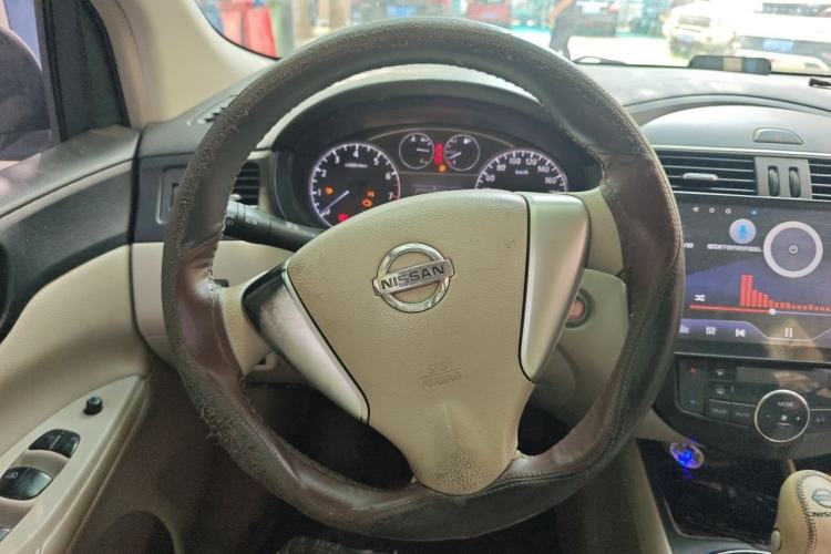 Used Nissan Tiida 2011 1.6L CVT Smart Version Steering Wheel