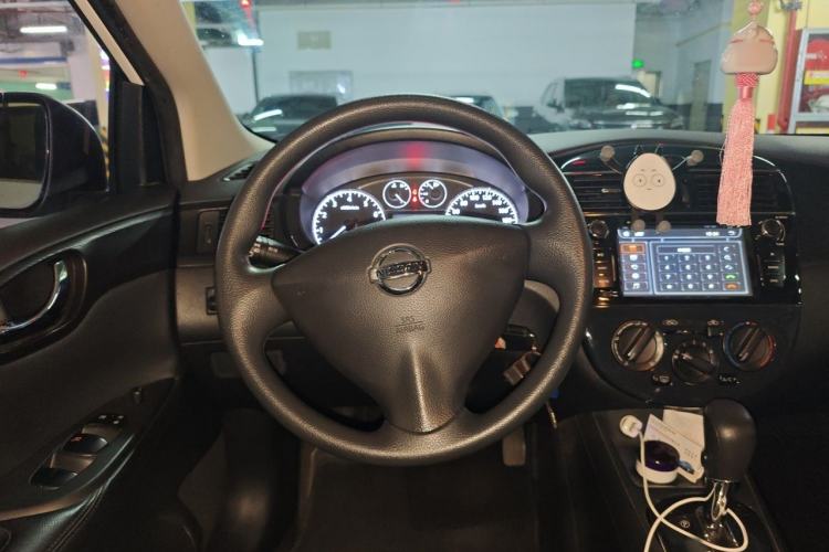 Used Nissan Tiida 2011 1.6L CVT Comfort Model Steering Wheel