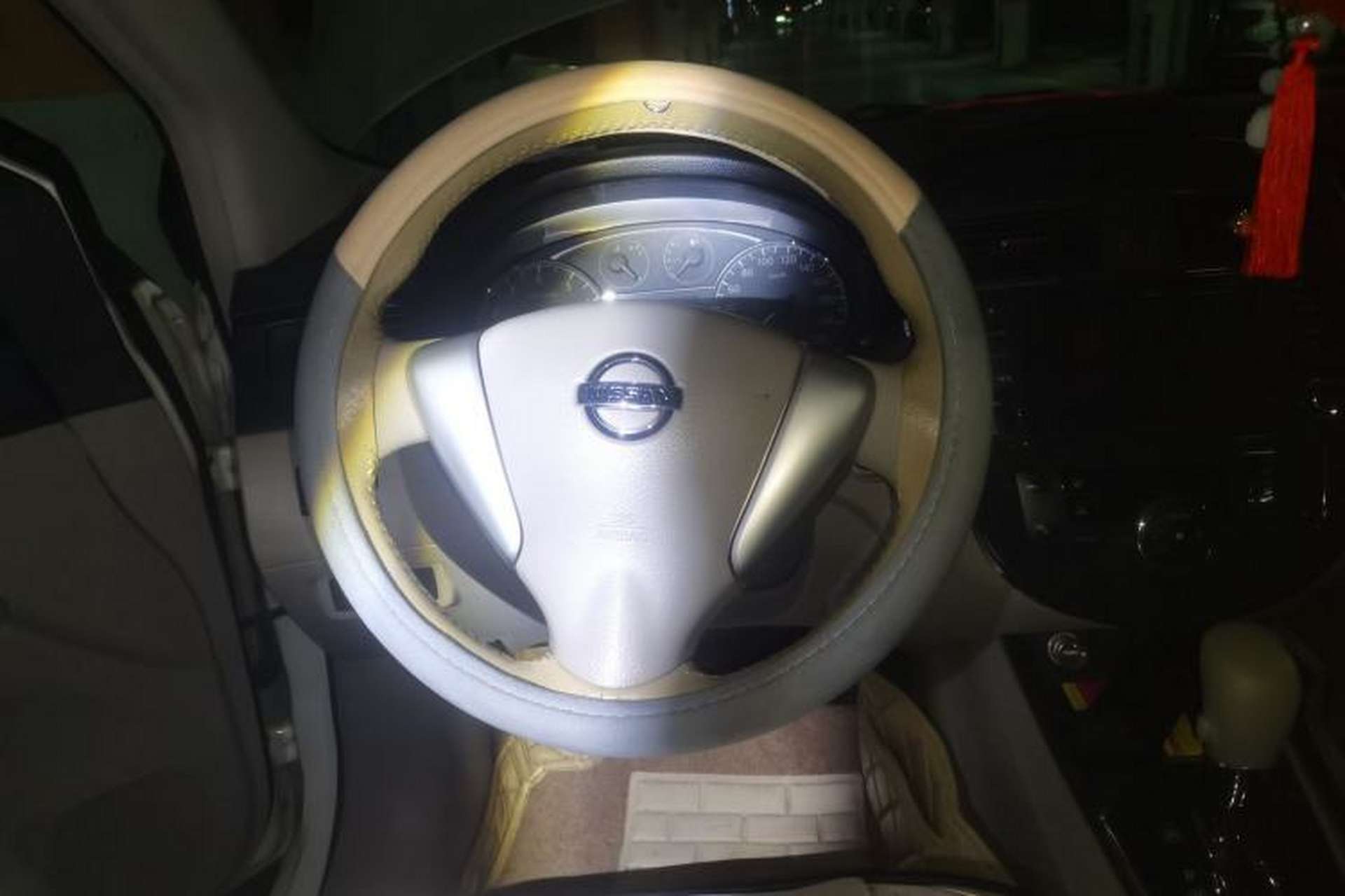 Used Nissan Tiida 2011 1.6L CVT Smart Version Steering Wheel