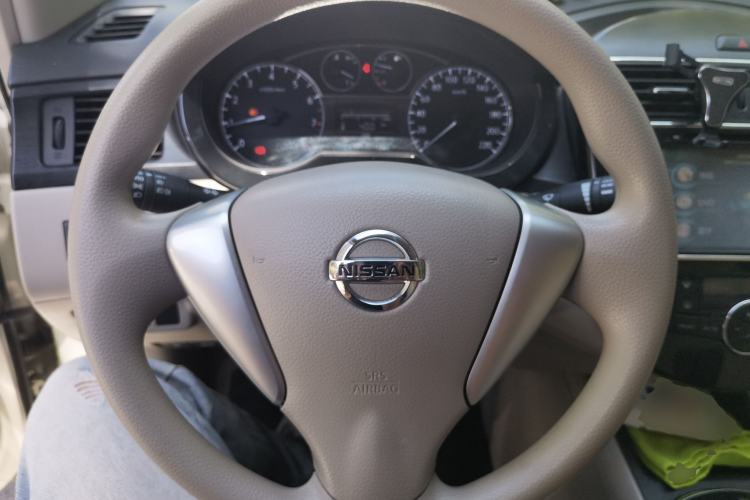 Used Nissan Tiida 2011 1.6L CVT Comfort Model Steering Wheel