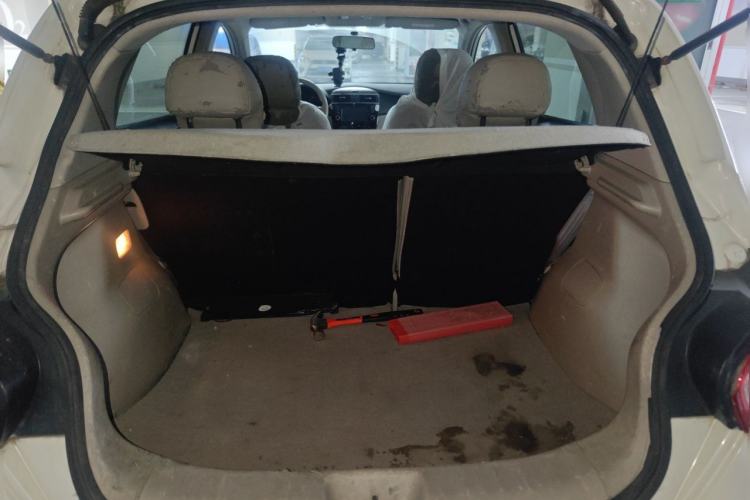 Used Nissan Tiida 2011 1.6L CVT Comfort Model Trunk