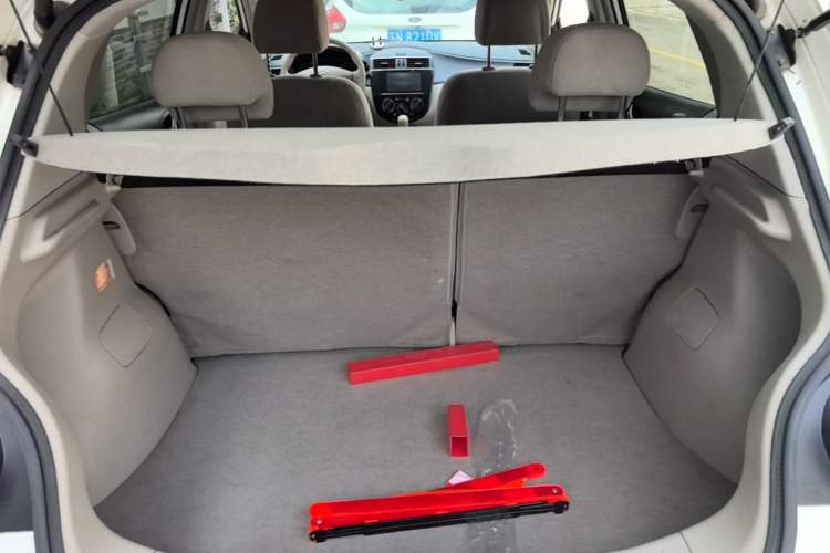 Used Nissan Tiida 2011 1.6L CVT Comfort Model Trunk