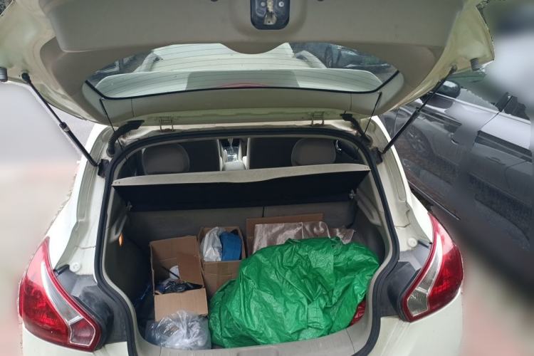Used Nissan Tiida 2011 1.6L CVT Comfort Model Trunk