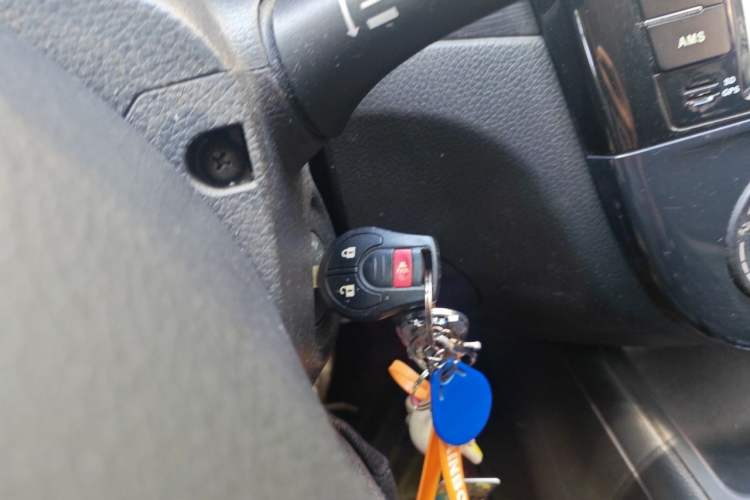 Used Nissan Tiida 2011 1.6L CVT Comfort Model Vehicle Key