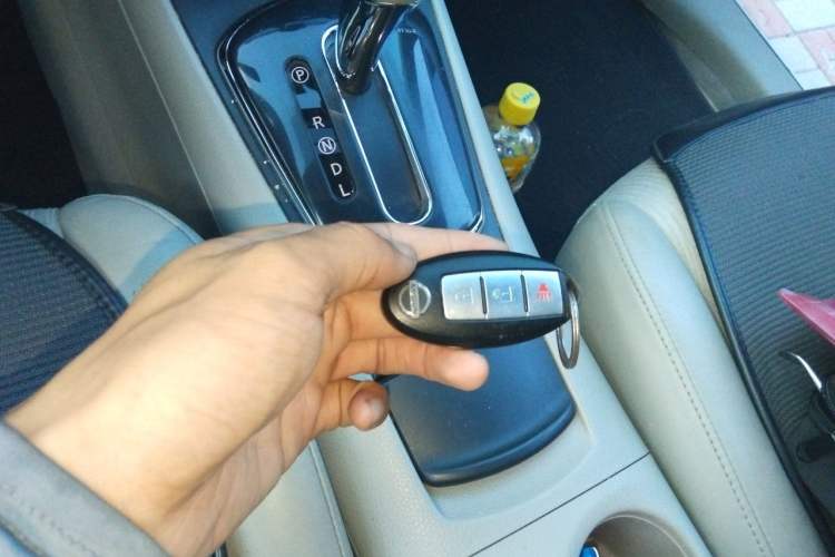 Used Nissan Tiida 2011 1.6L CVT Smart Version Vehicle Key