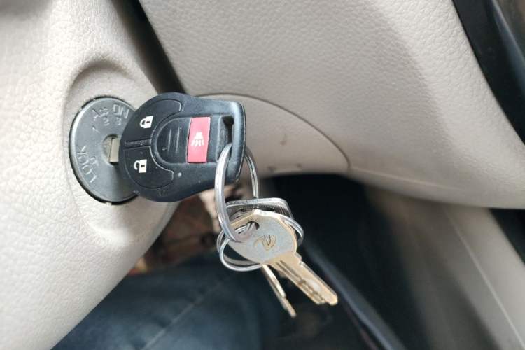 Used Nissan Tiida 2011 1.6L CVT Comfort Model Vehicle Key