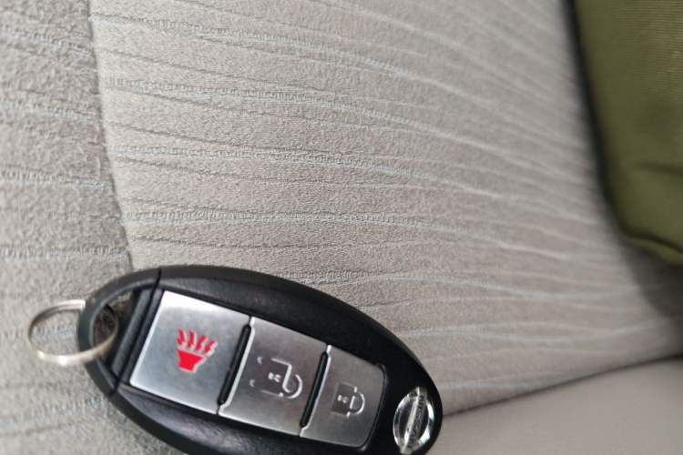 Used Nissan Tiida 2011 1.6L CVT Smart Version Vehicle Key