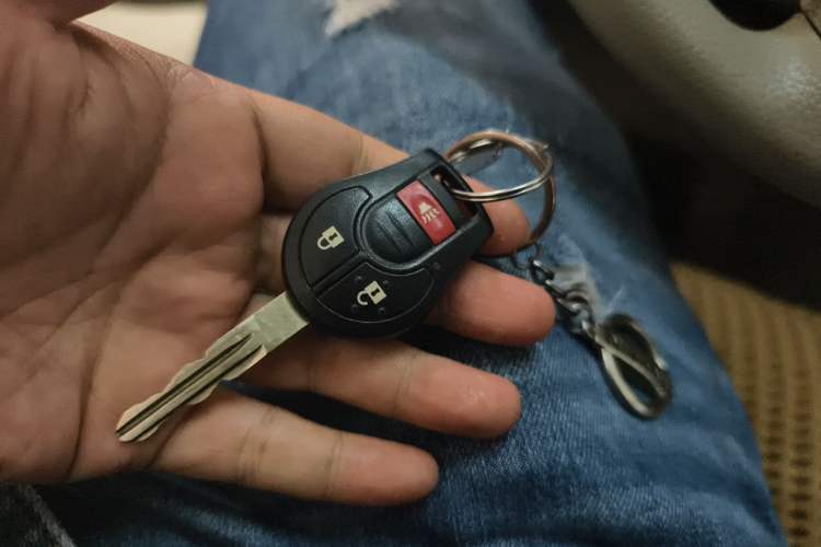 Used Nissan Tiida 2011 1.6L CVT Comfort Model Vehicle Key