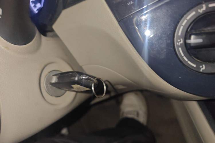 Used Nissan Tiida 2011 1.6L CVT Comfort Model Vehicle Key