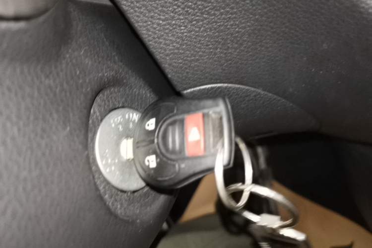 Used Nissan Tiida 2011 1.6L CVT Comfort Model Vehicle Key
