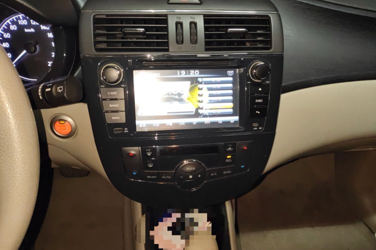 Used Nissan Tiida 2011 1.6L CVT Smart Version Audio And AC Panel