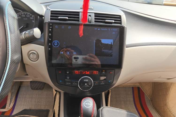 Used Nissan Tiida 2011 1.6L CVT Smart Version Audio And AC Panel