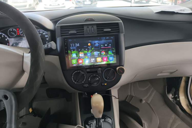 Used Nissan Tiida 2011 1.6L CVT Comfort Model Audio And AC Panel