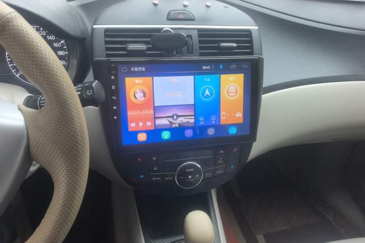 Used Nissan Tiida 2011 1.6L CVT Smart Version Audio And AC Panel