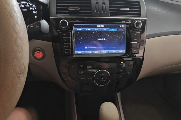 Used Nissan Tiida 2011 1.6L CVT Smart Version Audio And AC Panel