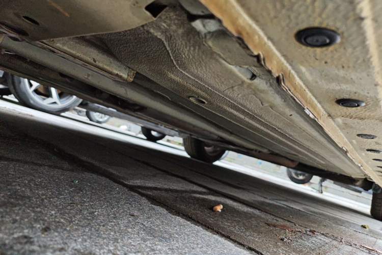 Used Nissan Tiida 2011 1.6L Manual Smart Version Chassis Front Left