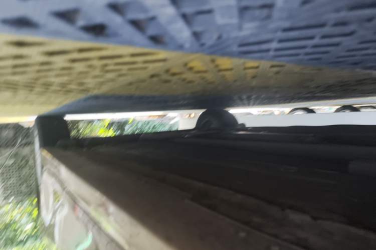 Used Nissan Tiida 2011 1.6L Manual Comfort Edition Chassis Front Left