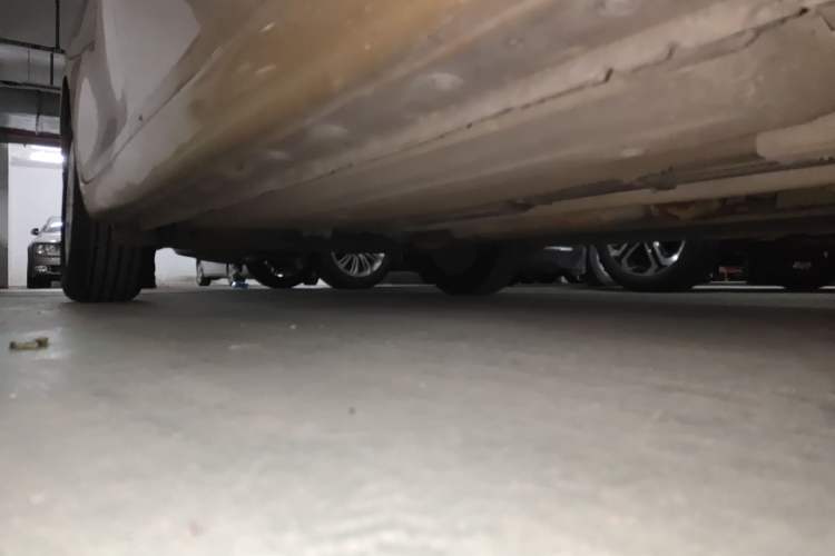 Used Nissan Tiida 2011 1.6L CVT Smart Version Chassis Front Right