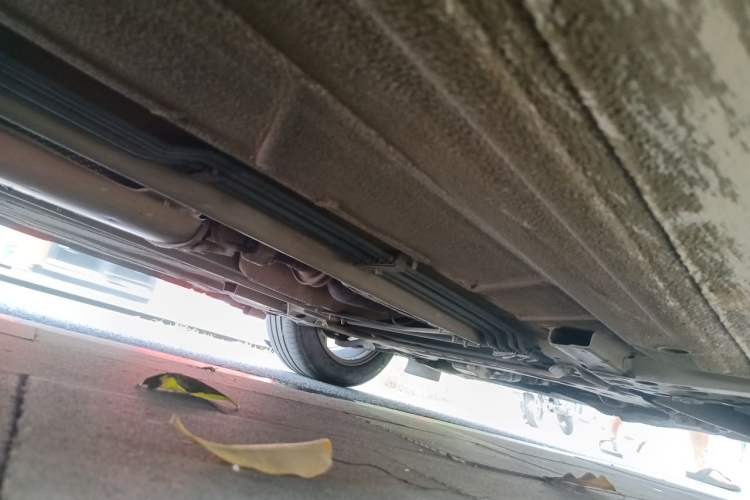 Used Nissan Tiida 2011 1.6L CVT Comfort Model Chassis Front Right