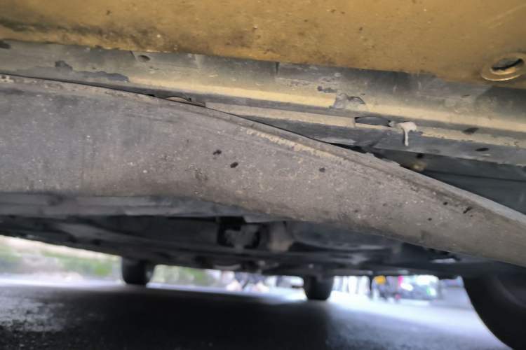 Used Nissan Tiida 2011 1.6L CVT Smart Version Chassis Front