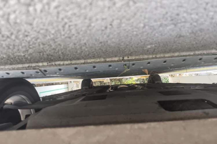 Used Nissan Tiida 2011 1.6L Manual Comfort Edition Chassis Front