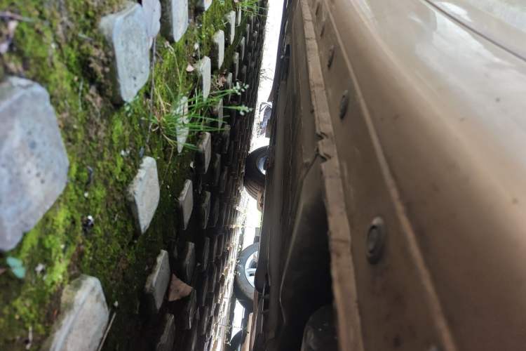 Used Nissan Tiida 2011 1.6L CVT Smart Version Chassis Rear Left
