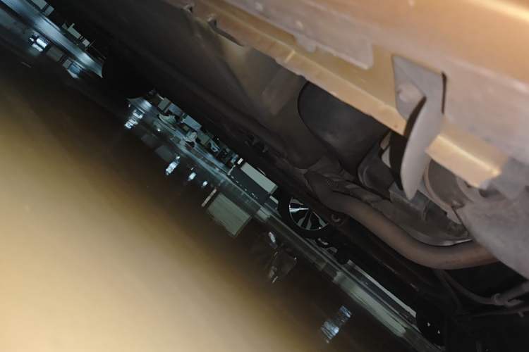 Used Nissan Tiida 2011 1.6L Manual Smart Version Chassis Rear Left