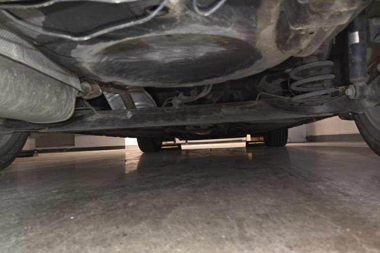 Used Nissan Tiida 2011 1.6L CVT Smart Version Chassis Rear
