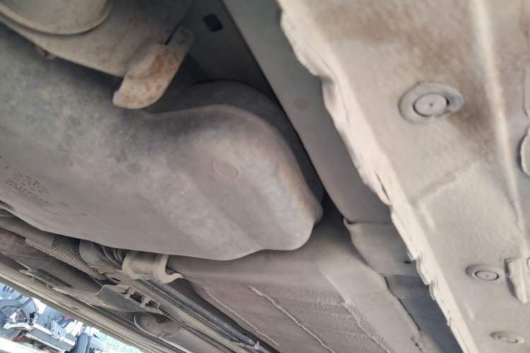 Used Nissan Tiida 2011 1.6L CVT Smart Version Chassis Rear Right