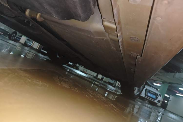 Used Nissan Tiida 2011 1.6L Manual Smart Version Chassis Rear Right