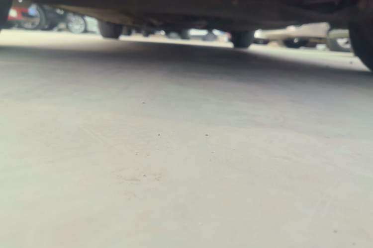 Used Nissan Tiida 2011 1.6L Manual Comfort Edition Chassis Rear