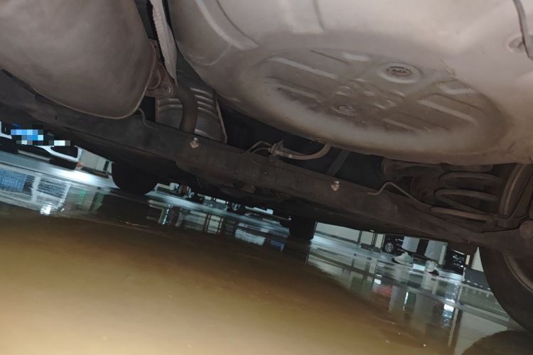 Used Nissan Tiida 2011 1.6L Manual Smart Version Chassis Rear