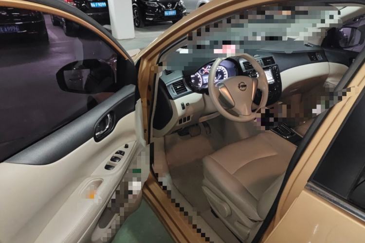 Used Nissan Tiida 2011 1.6L CVT Smart Version Driver Seat