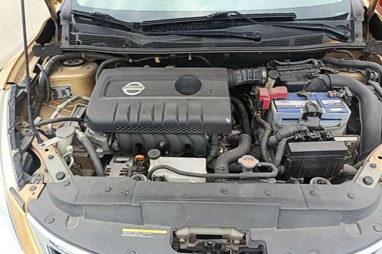 Used Nissan Tiida 2011 1.6L CVT Smart Version Engine Bay