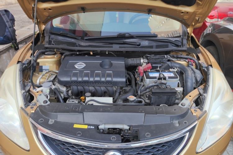 Used Nissan Tiida 2011 1.6L CVT Smart Version Engine Bay