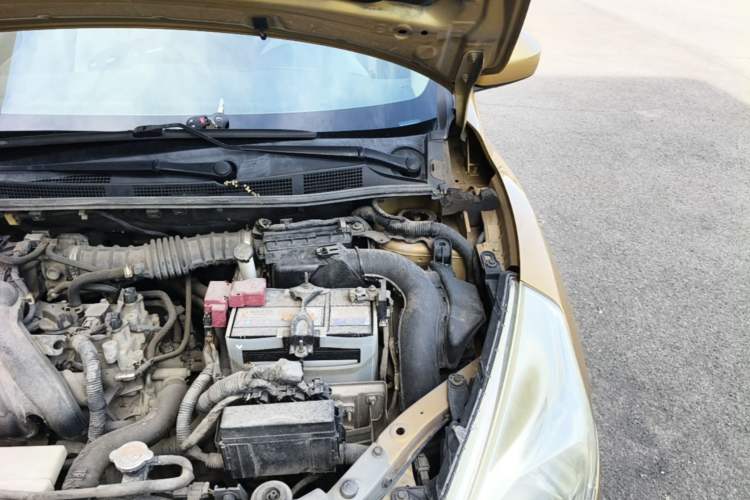 Used Nissan Tiida 2011 1.6L CVT Comfort Model Engine Bay Left